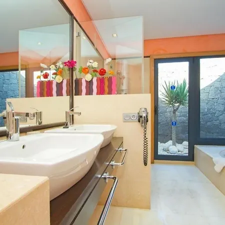 Mamma Mia Luxus-villen By Interhome Semesterbostad